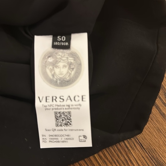 versace dress authentic - Picture 5 of 5